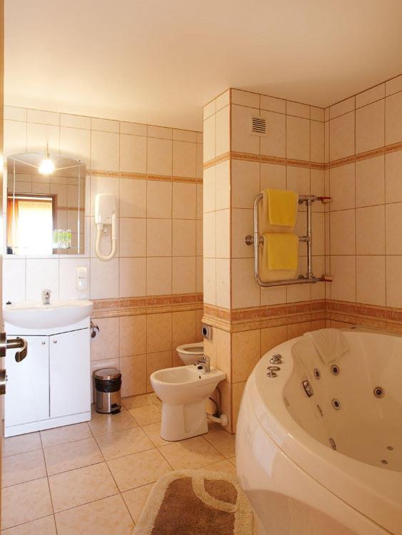 Hotel Talsi Zimmer foto